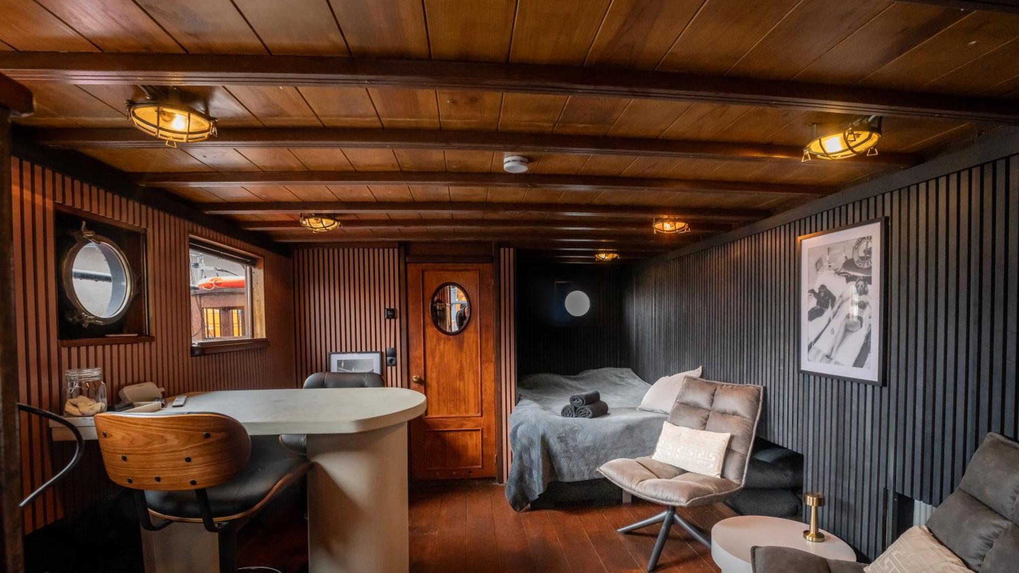 Houseboat-Amsterdam-Classic Buitenkant foto