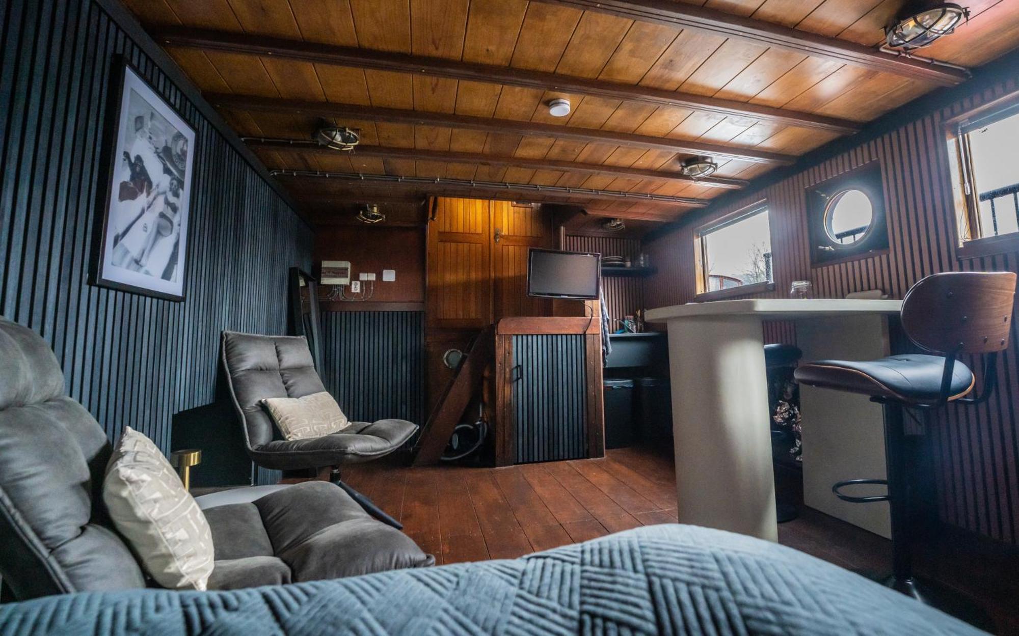 Houseboat-Amsterdam-Classic Buitenkant foto