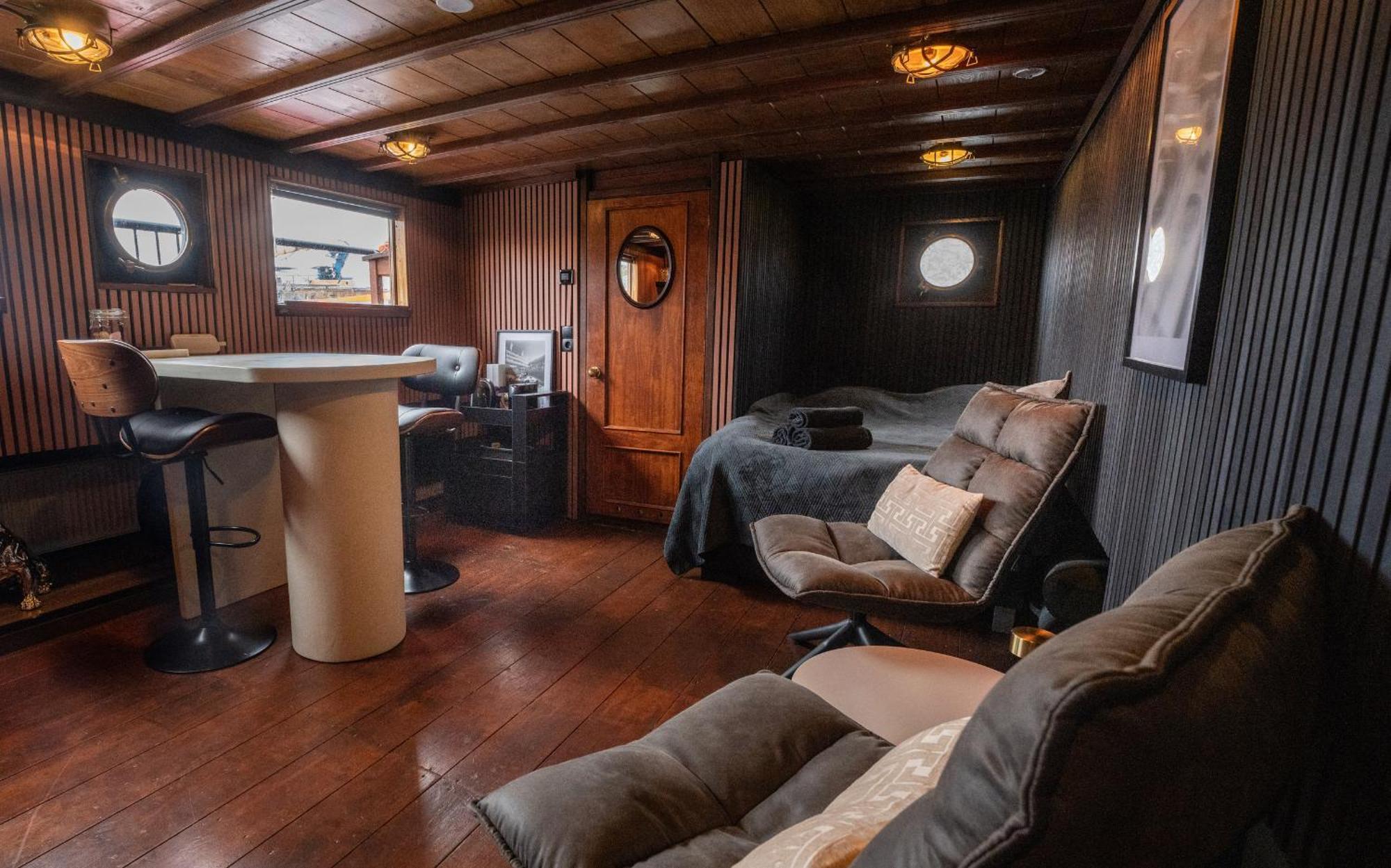 Houseboat-Amsterdam-Classic Buitenkant foto
