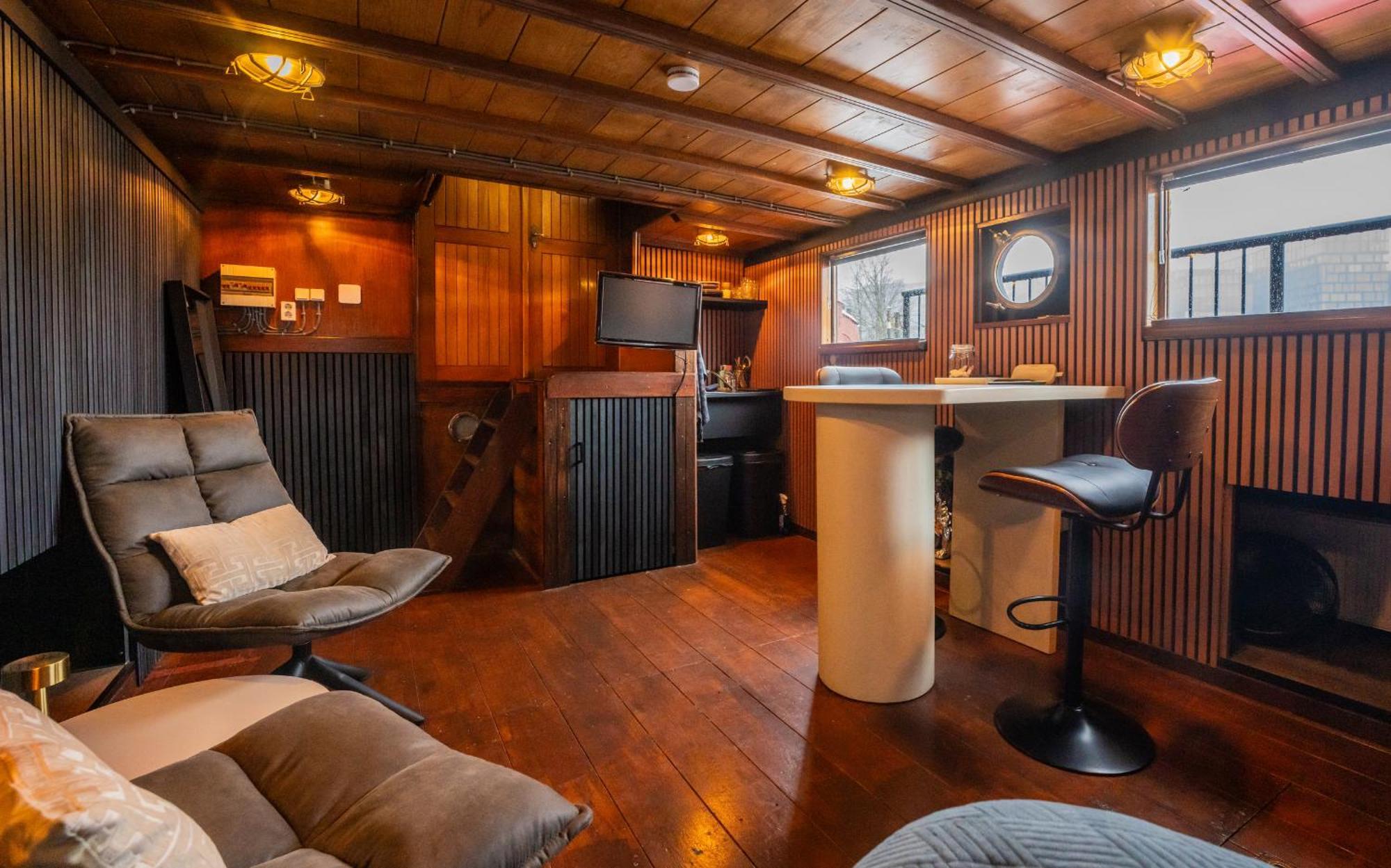 Houseboat-Amsterdam-Classic Buitenkant foto